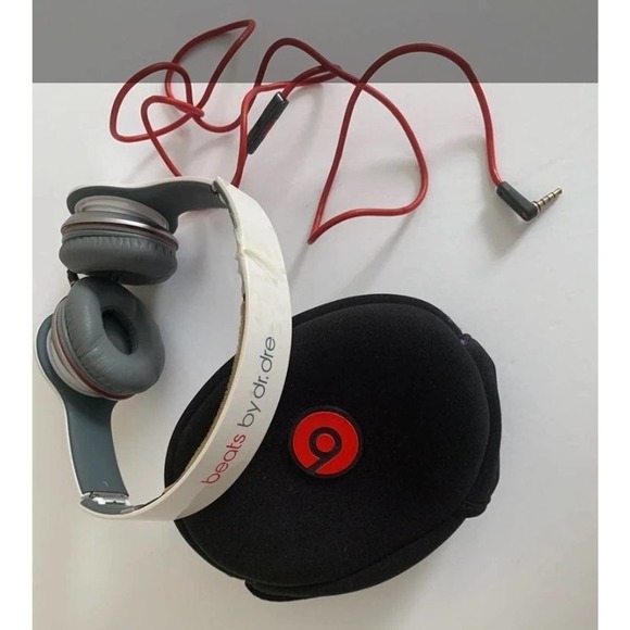 Beats by Dr. Dre Solo HD Headband Wired Headphones White Red Gray Blck Preowned - Picture 6 of 8